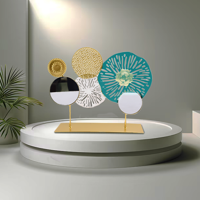 Fancy Metal Net Decor Piece